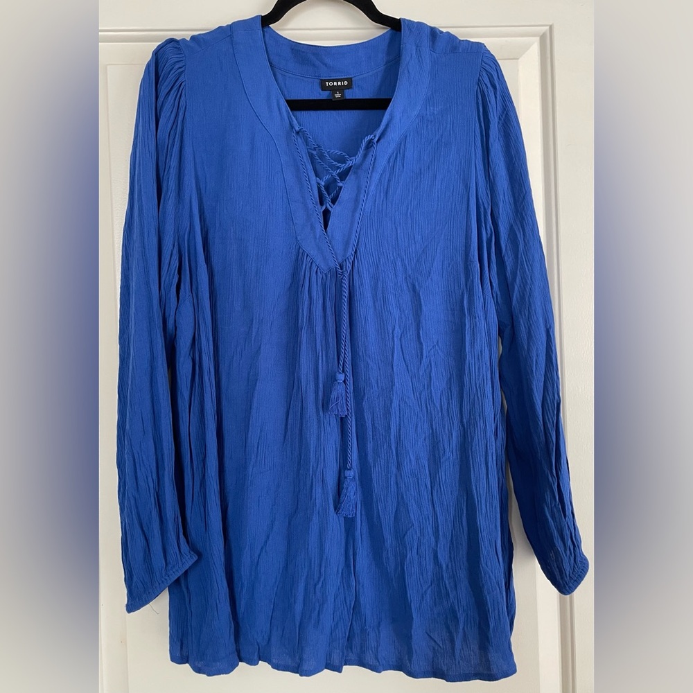 Torrid Crinkle Gauze Women’s Vibrant Blue Lace-Up Tunic